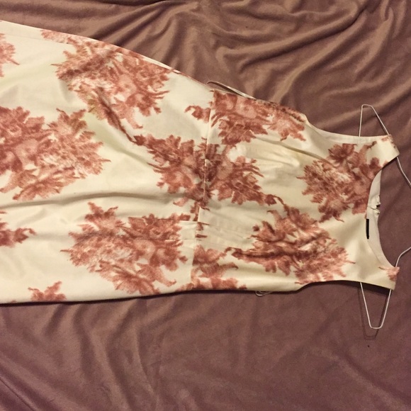 Ann Taylor beautiful summer printed pencil dress