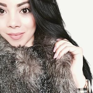 Meet your Posher, Lorena