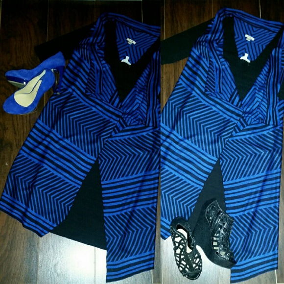 SOLD.NAVY BLUE AND BLACK KIMONO