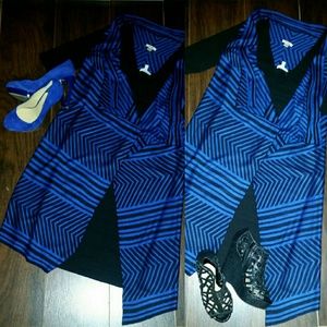 SOLD.NAVY BLUE AND BLACK KIMONO