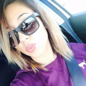 Meet your Posher, Nayely