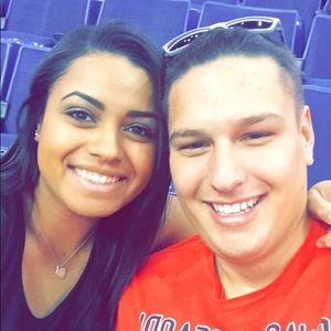 Meet your Posher, Alexus