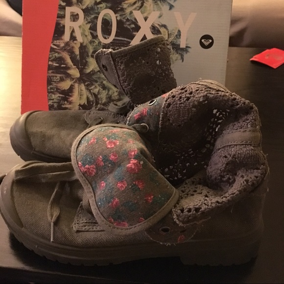 Roxy combat-style lace boots
