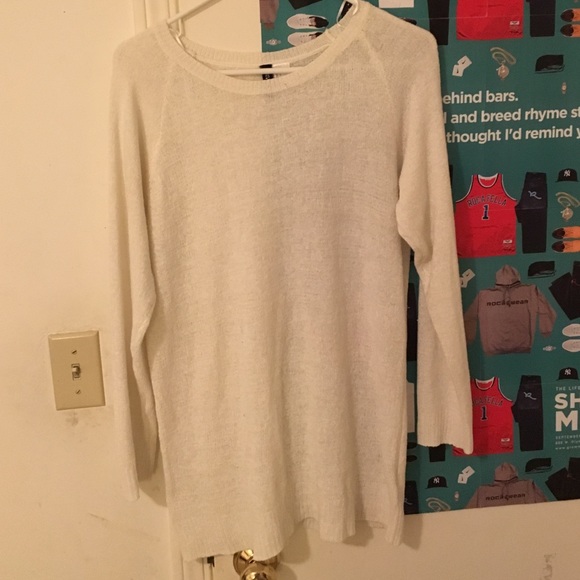 Cream/off-white sweater