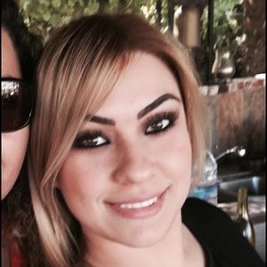 Meet your Posher, Sonia