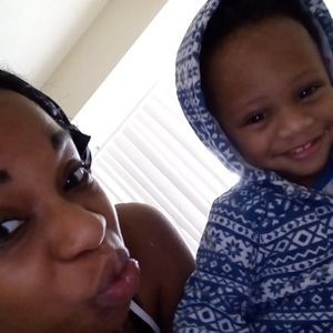 Meet your Posher, Mia