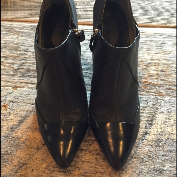 Tory Burch Lorelei booties - Picture 3 of 4