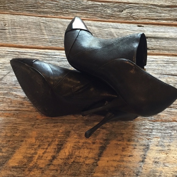 Tory Burch Lorelei booties - Picture 4 of 4