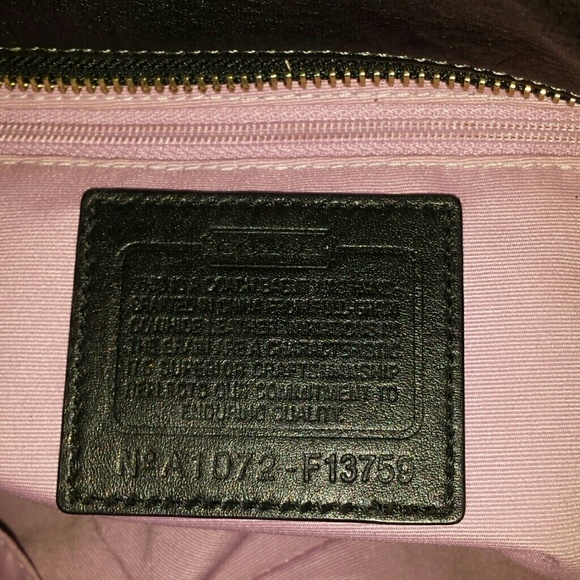 Coach - Picture 3 of 4