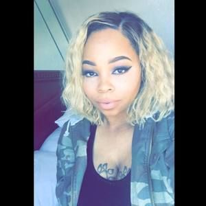 Meet your Posher, Tayla