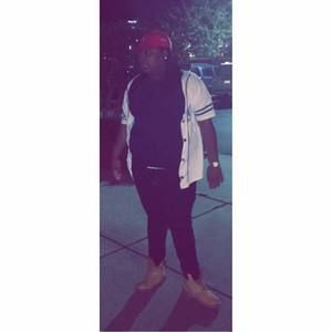 Meet your Posher, Dee