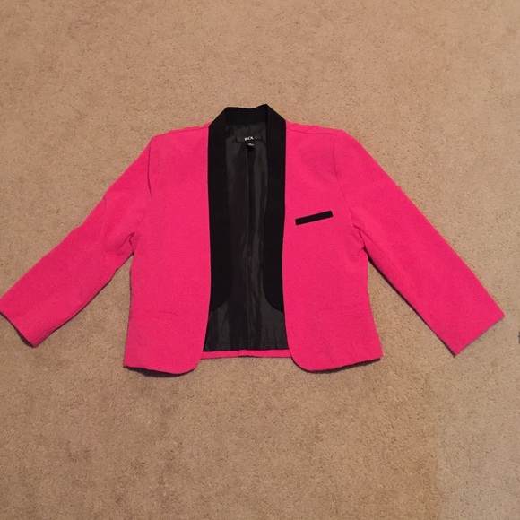 BCX pink and black blazer