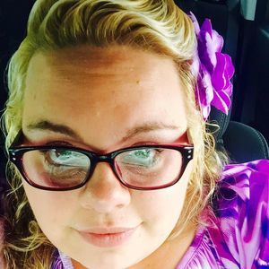 Meet your Posher, Andrea