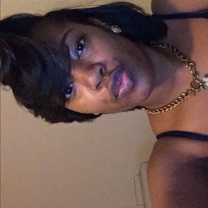 Meet your Posher, Cierra