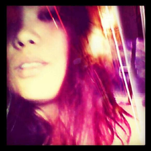 Meet your Posher, Lori - Picture 1 of 1