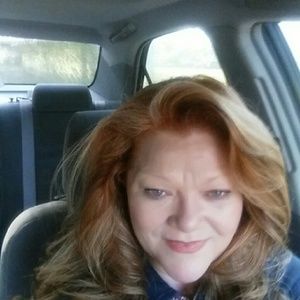 Meet your Posher, Debby