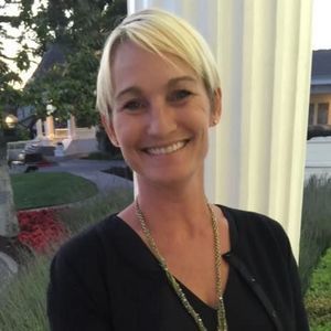 Meet your Posher, Courtney