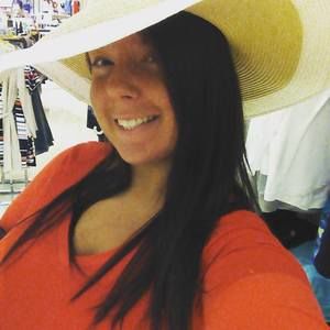 Meet your Posher, Caitlyn