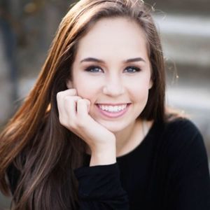 Meet your Posher, Isabella