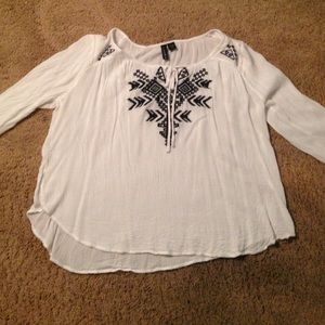 3/4 sleeve shirt
