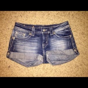 Buckle Miss Me jean shorts