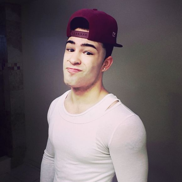 Meet your Posher, David - Picture 1 of 1