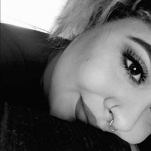 Meet your Posher, Bianca