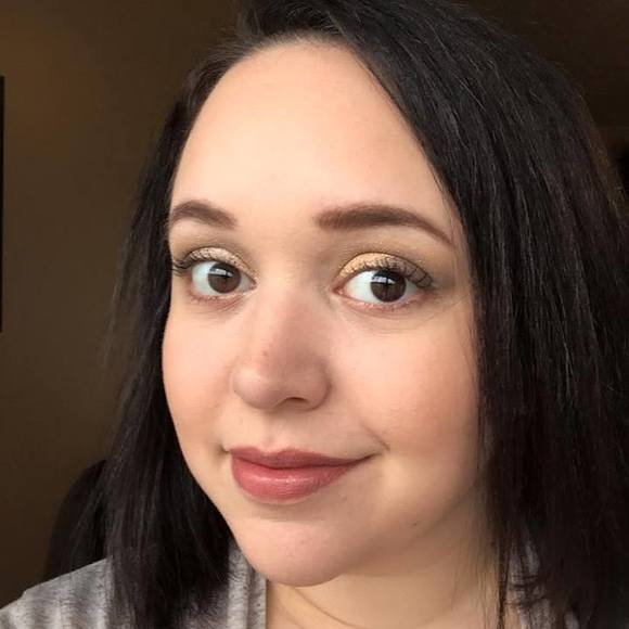 Meet your Posher, Jaimee