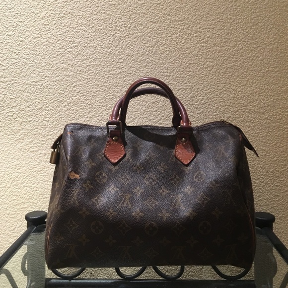 LOUIS VUITTON SPEEDY 30