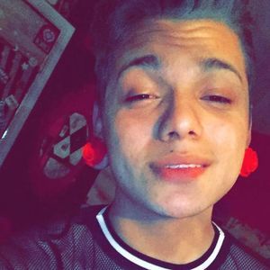 Meet your Posher, Christopher