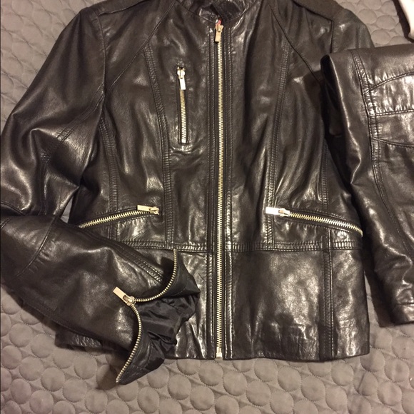Leather jacket - Picture 3 of 4