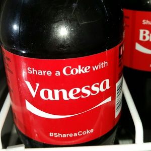 Meet your Posher, Vanessa
