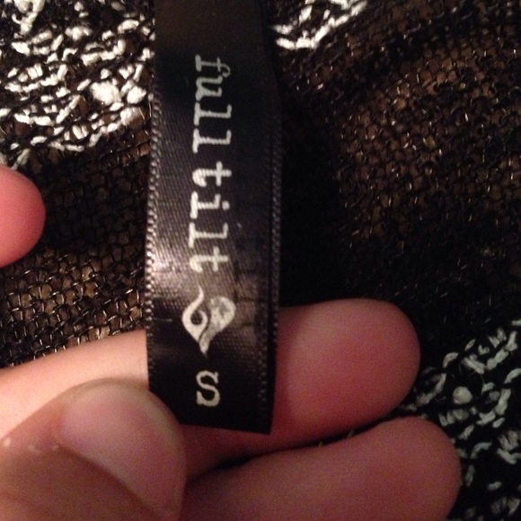 long sleeve, - Picture 2 of 2