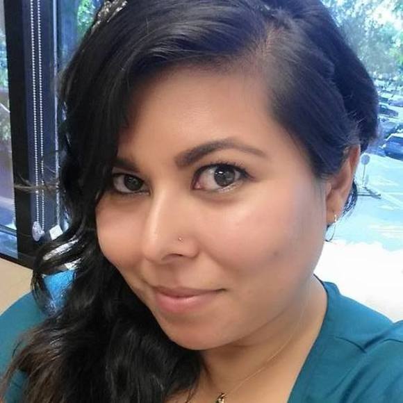 Meet your Posher, Delaine