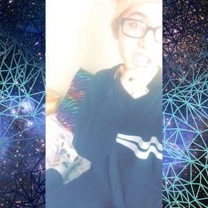 Meet your Posher, Leah