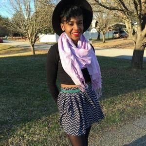Meet your Posher, Malika