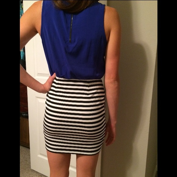 Nautical Striped Dress - Picture 3 of 4