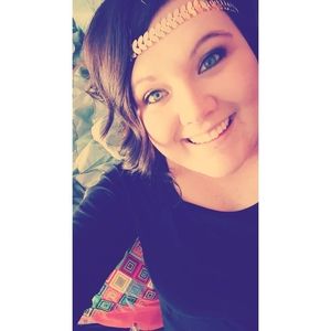 Meet your Posher, Brandi