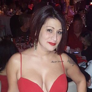 Meet your Posher, Desiree