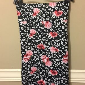 Printed pencil skirt