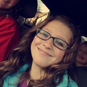 Meet your Posher, Alexis