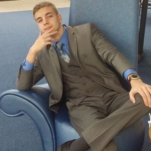 Meet your Posher, Matthew - Picture 1 of 1