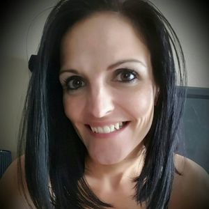 Meet your Posher, Desiree