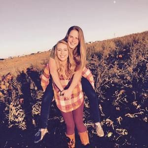 Meet your Posher, Paige