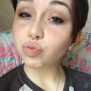 Meet your Posher, Christa