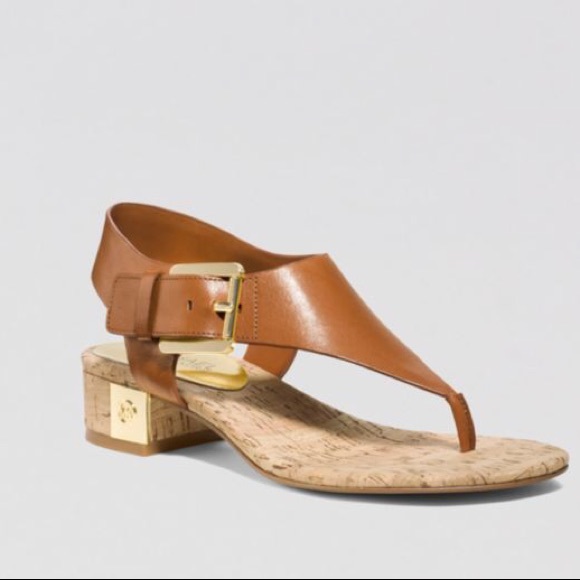 Sandal with small heel