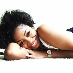 Meet your Posher, Alexia