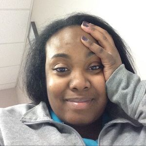 Meet your Posher, Alisha