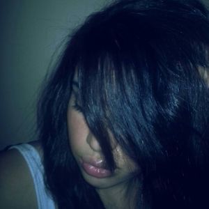 Meet your Posher, Cassandra