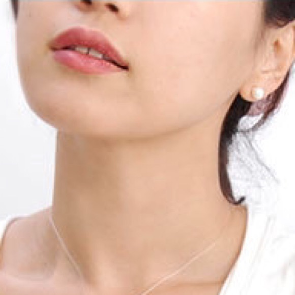 New Pearl Earrings - Picture 4 of 4